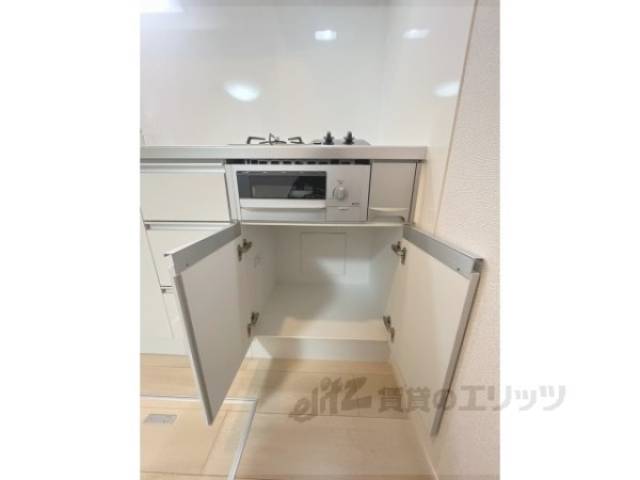 キッチン　収納