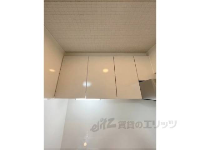 キッチン　収納