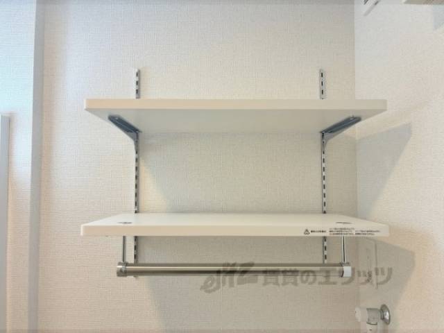 洗濯機置場　収納