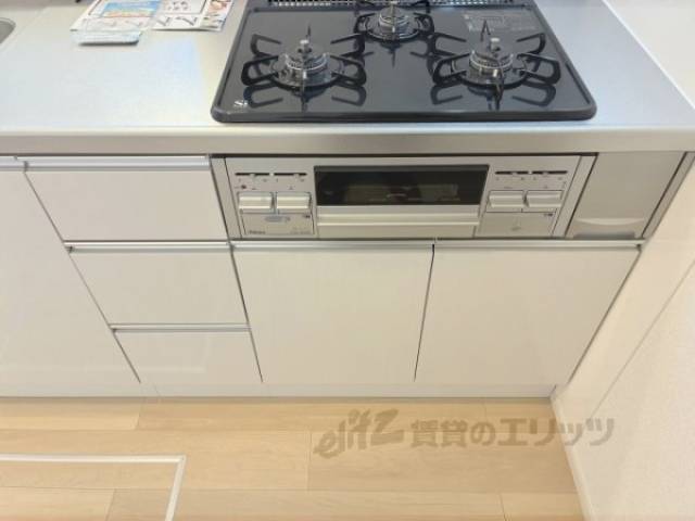 キッチン　収納