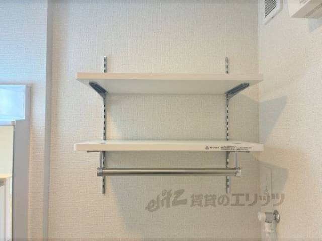 洗濯機置場　収納