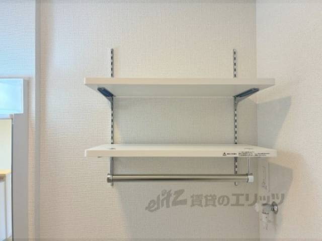 洗濯機置場　収納