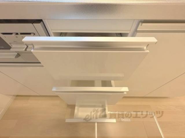 キッチン　収納