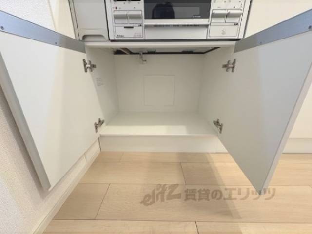 キッチン　収納