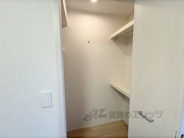 洋室　収納　同仕様