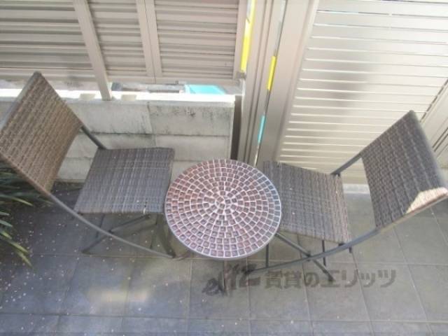 ベランダ　椅子