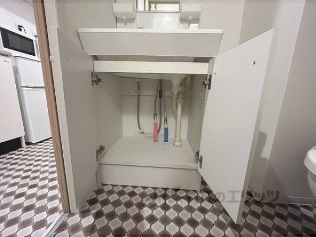 収納　洗面台下