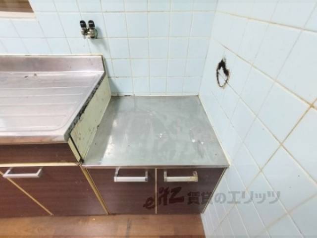 キッチン　コンロ置場