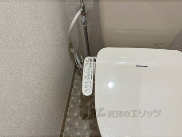 トイレ　ウォシュレット
