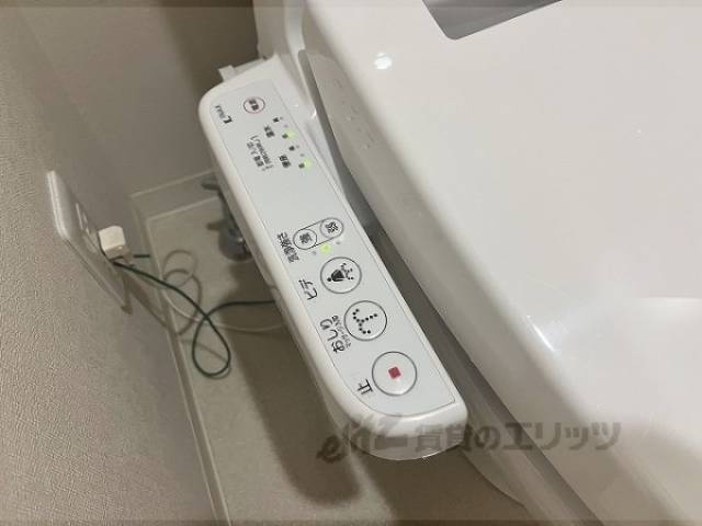 トイレ　ウォシュレット