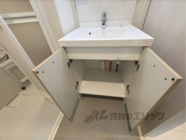 洗面所　収納下部