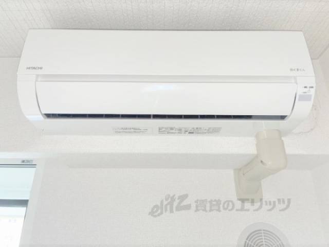 エアコン　リビング