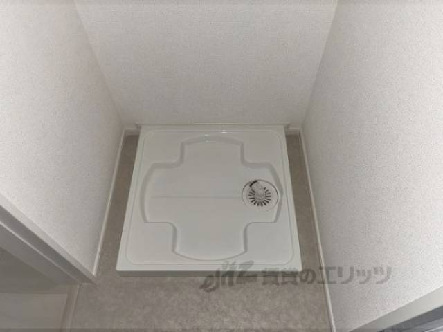 洗濯機置場　収納