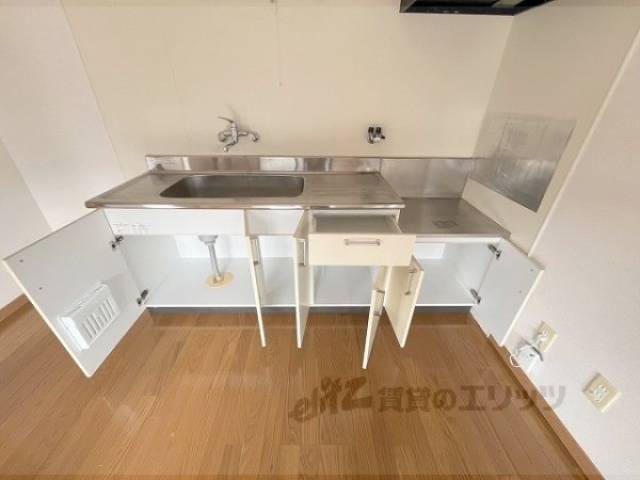 キッチン　収納