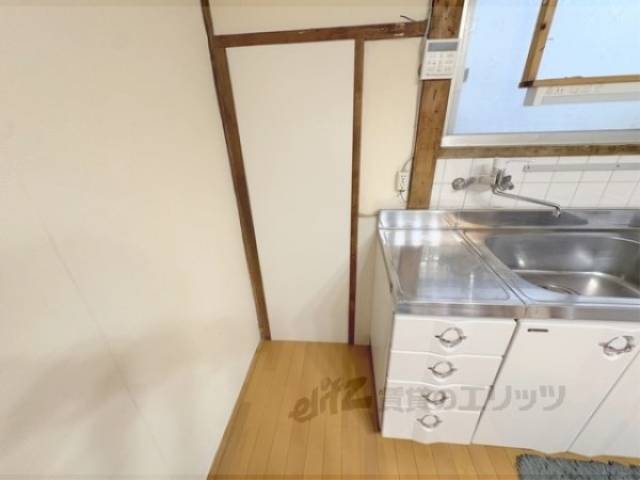 冷蔵庫置場