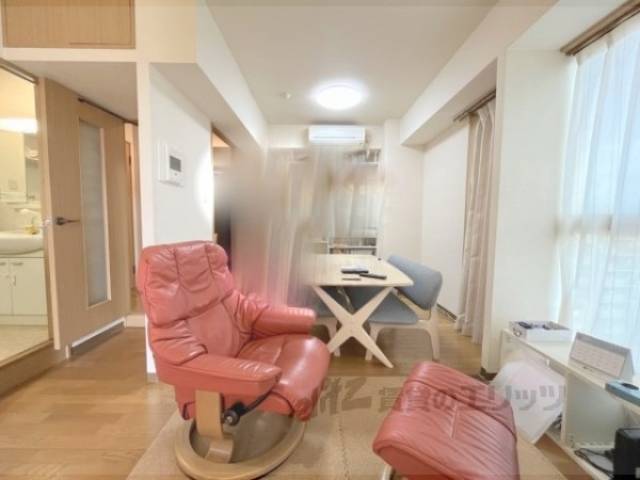 洋室　ダイニング　家具・家電は全て撤去されます。