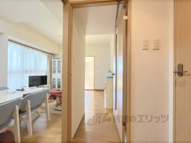 廊下　家具・家電は全て撤去されます。