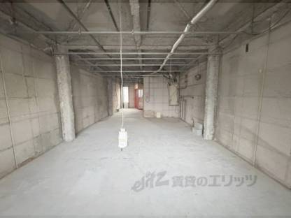 メインフロア