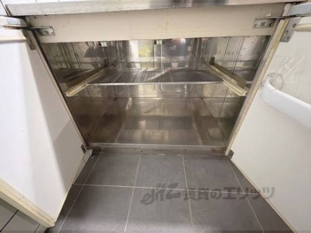 キッチン　収納