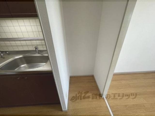 冷蔵庫置場