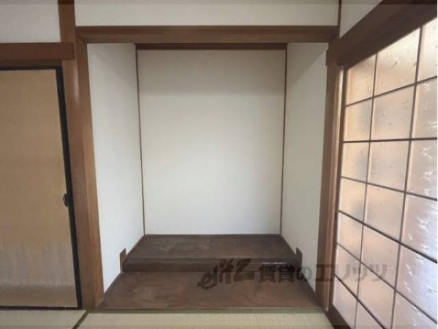 和室　床の間