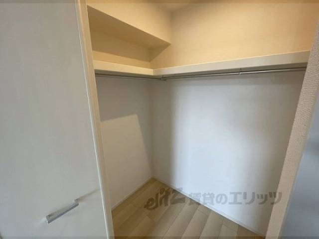 収納　ウォークインクローゼット