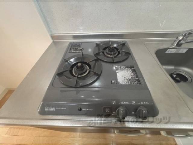 キッチン　コンロ