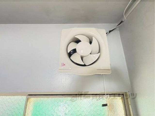 キッチン　換気扇