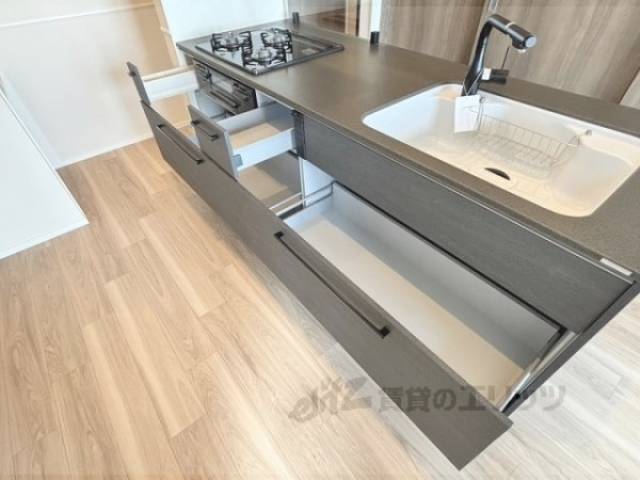 キッチン　下部収納