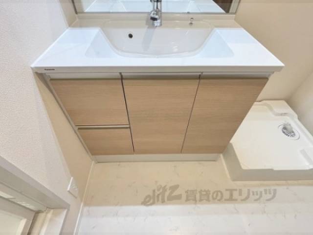 洗面所　下部収納