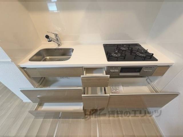 キッチン　下部収納