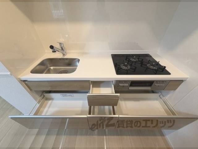 キッチン　収納