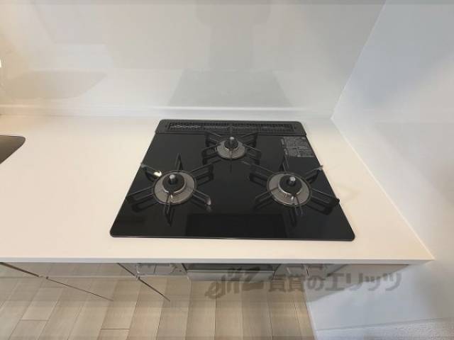 キッチン　コンロ