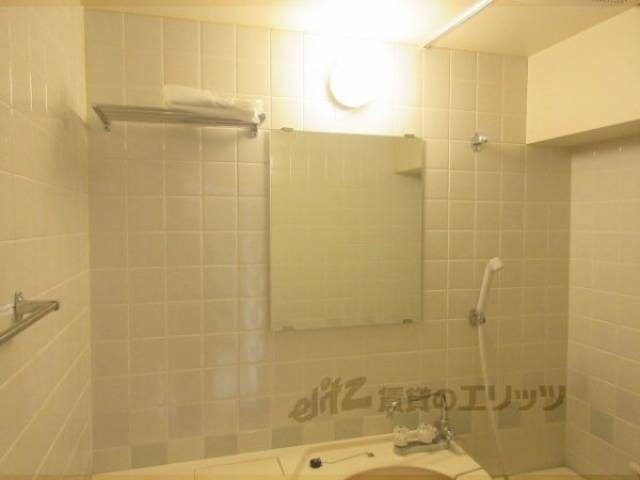 ユニットバス　収納