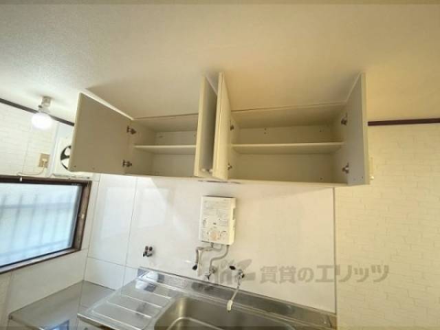 キッチン　キッチン上部収納