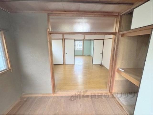 洋室　2階