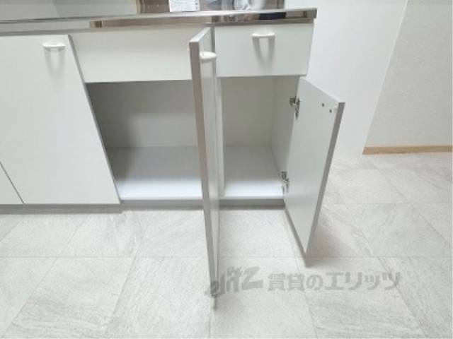 キッチン　下部収納
