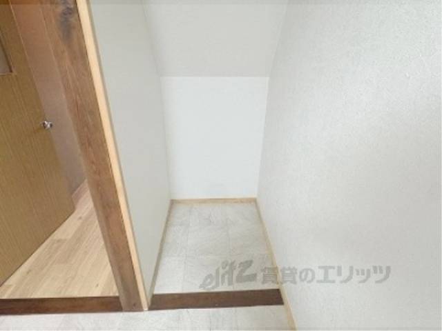 収納　キッチン横