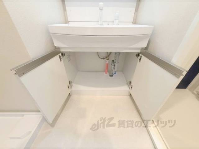 洗面所　下部収納