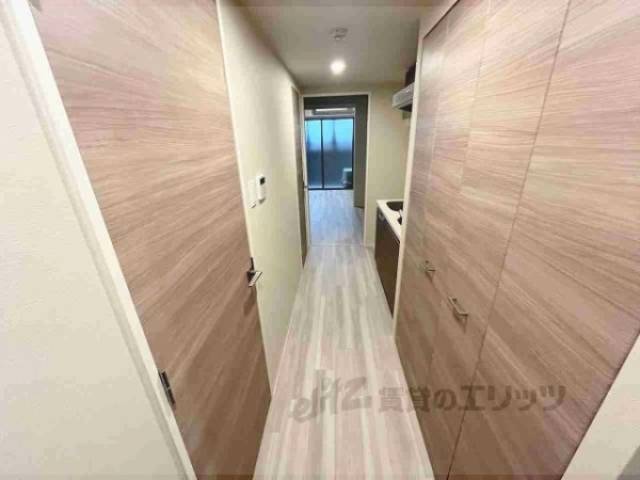 廊下　コンセントあり