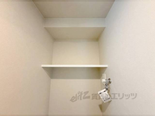 洗濯機置場　上部収納