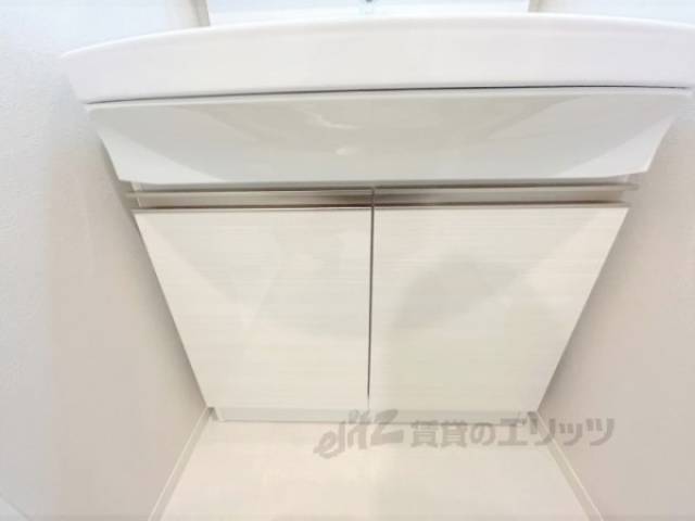 洗面所　下部収納