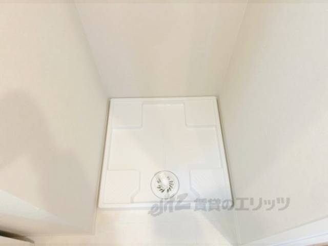 洗濯機置場　上部収納