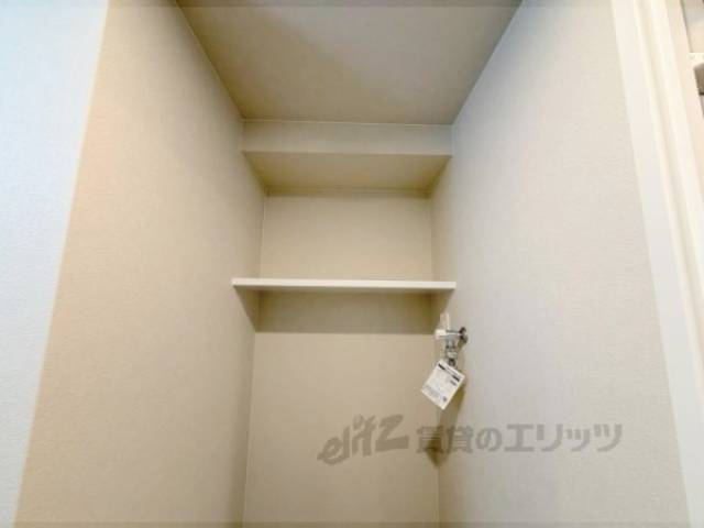 洗濯機置場　上部収納