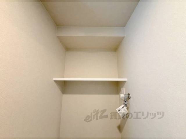 洗濯機置場　上部収納