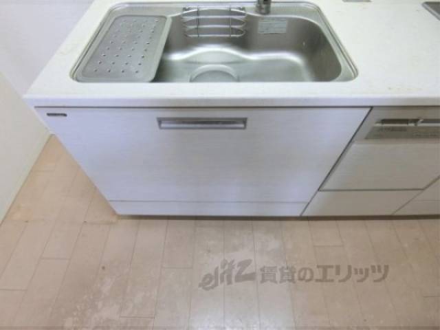 キッチン　収納