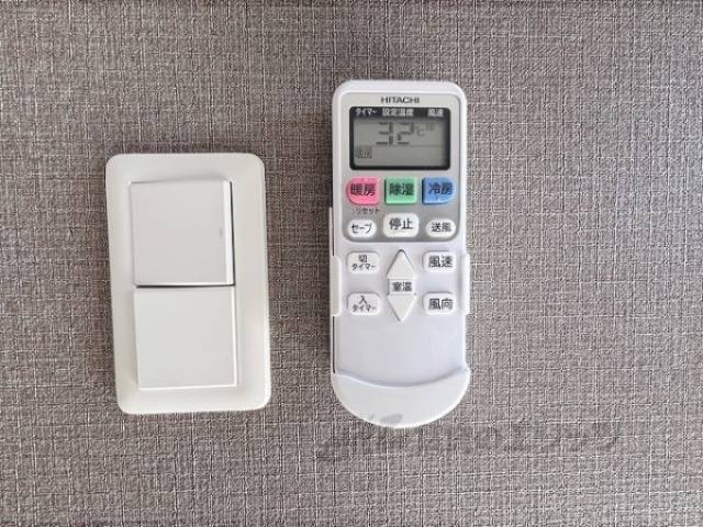 エアコン　リモコン