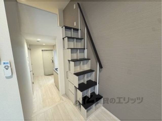 収納　階段