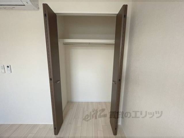 収納　洋室１