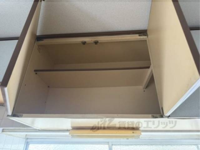 キッチン　収納